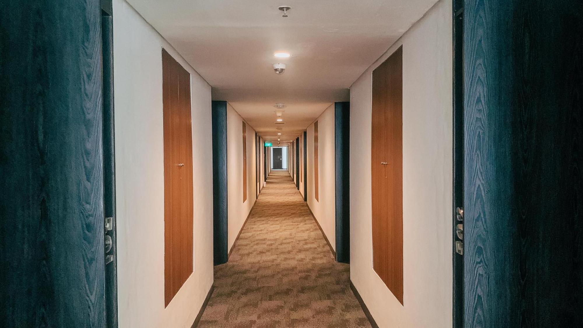 J4 Hotels Legian Esterno foto