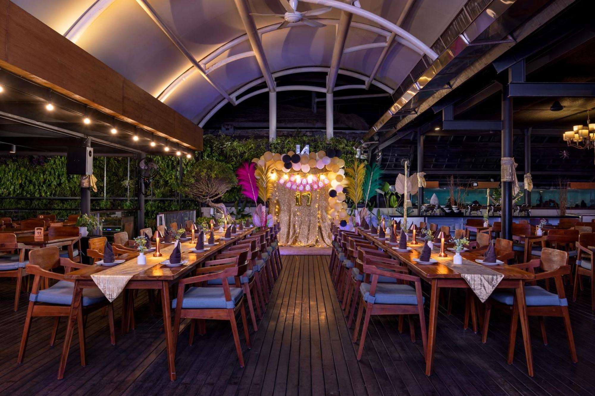 J4 Hotels Legian Esterno foto