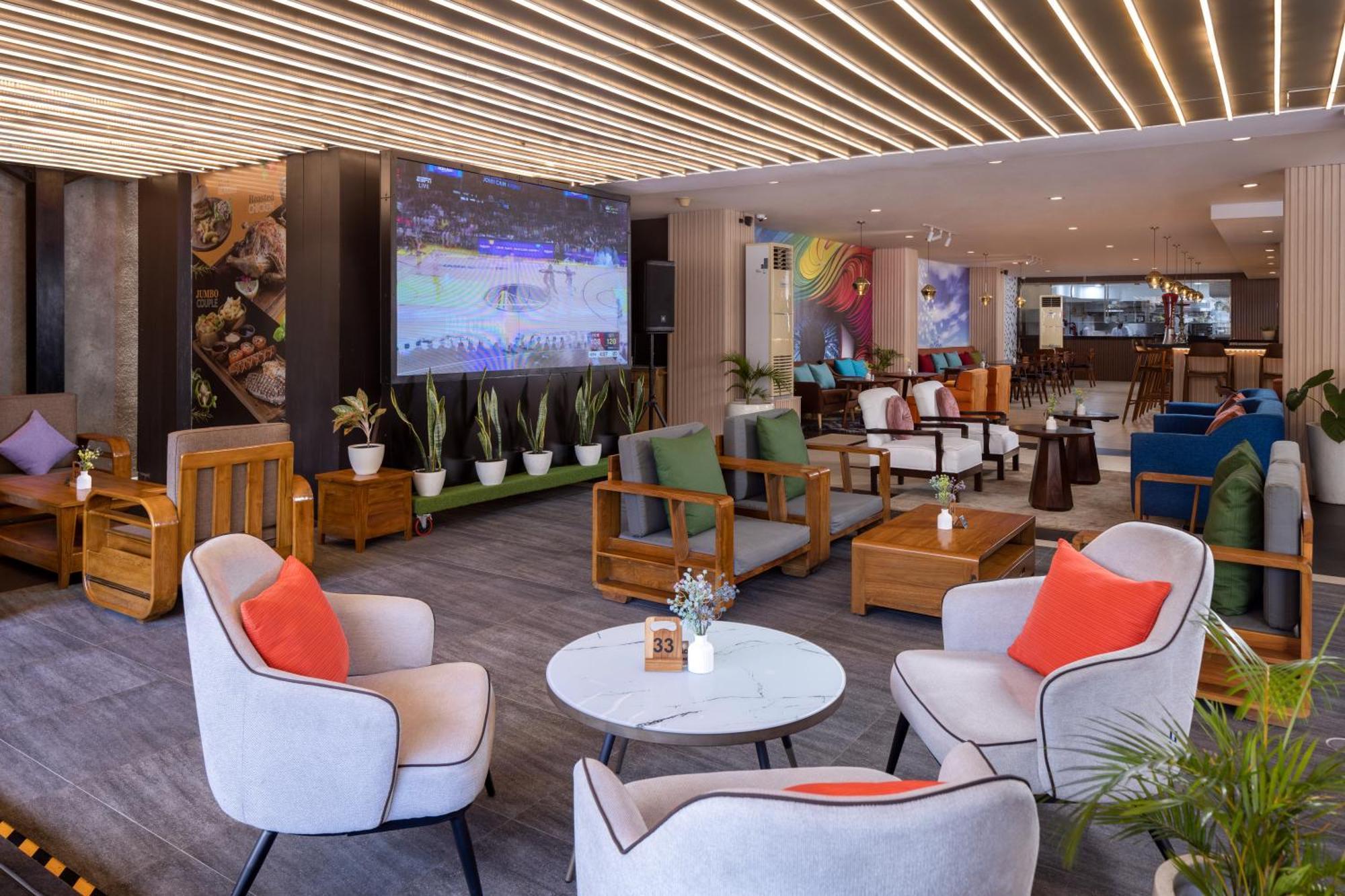 J4 Hotels Legian Esterno foto