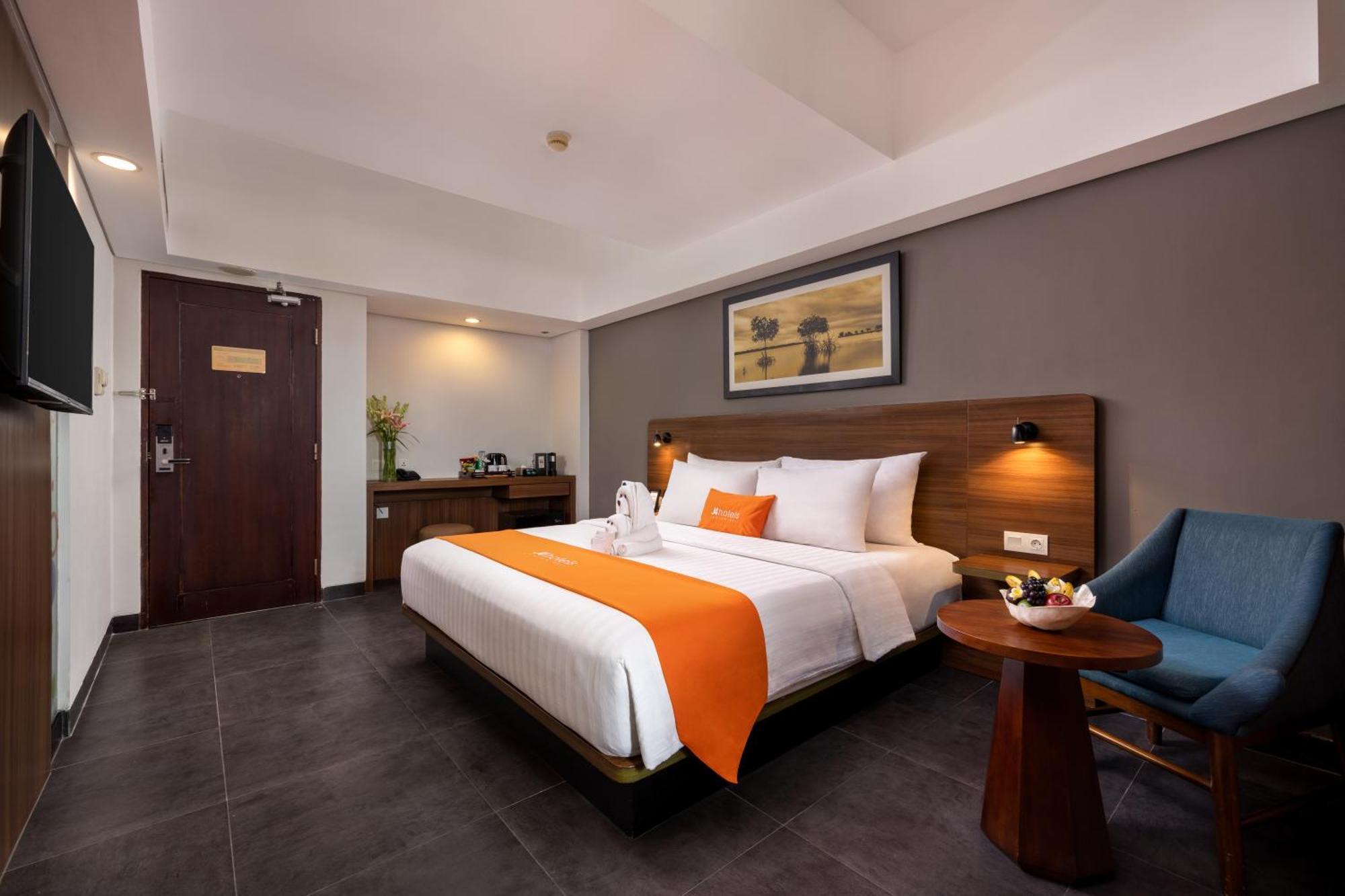 J4 Hotels Legian Esterno foto